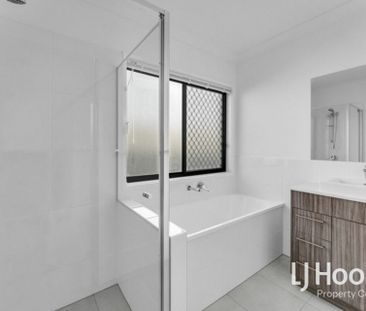 Great Backyard | Walking Distance to South Rock State School | Idea... - Photo 6