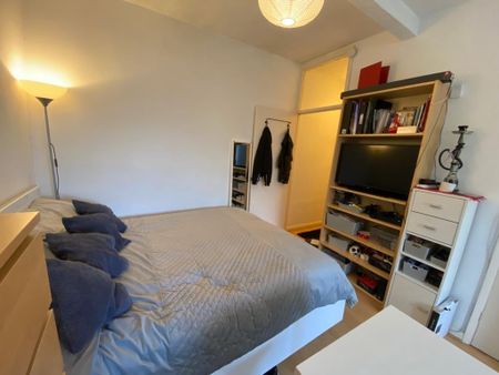 Studio Flat, Delamere Road, SW20 - Photo 5