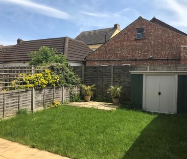 2 bedroom terraced house to rent - Photo 1