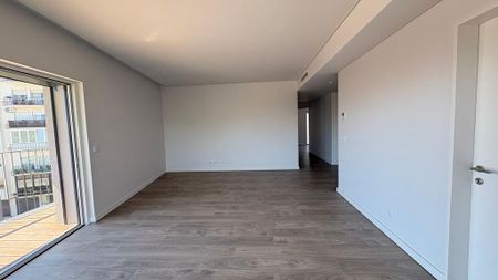 2 Bedroom Apartment with garden, Carcavelos, Cascais - Photo 4