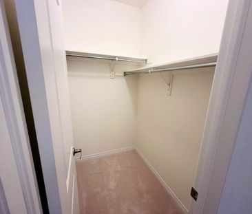 For Lease - 33 Drainie Street, Vaughan, Ontario - Photo 6