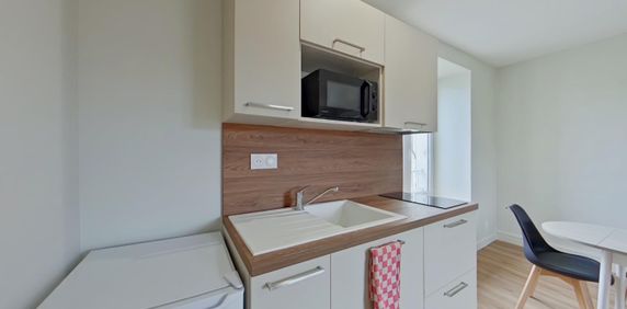 Location Appartement 1 pièce Meublé 20m² POITIERS 86000 - Photo 2