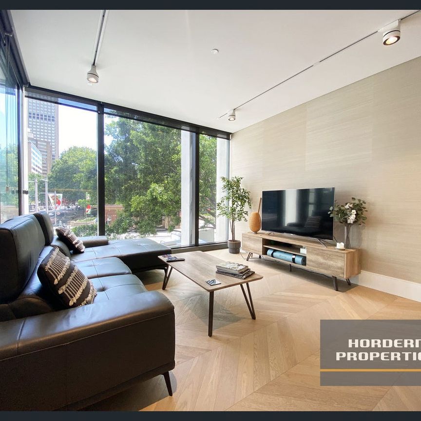 Beautifully Furnished Two Bedroom Apartment With Parking | Luxury Living at One30 Hyde Park - Photo 1
