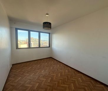Location Appartement 3 pièces 61m² MARSEILLE 10ème - Photo 3