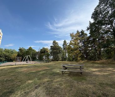 Törnrosavägen 16, Karlhov - Foto 2
