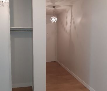 Location Appartement 2 pièces 60m² ISSY LES MOULINEAUX 92130 - Photo 6