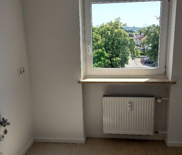 Gepflegte 3-Zimmer-Wohnung mit Loggia in Lenting zu vermieten - Photo 4