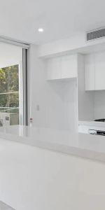 Two Bedroom Residence In The Heart Of Manly - Photo 3