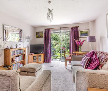 2 bedroom end of terrace house to rent - Photo 1