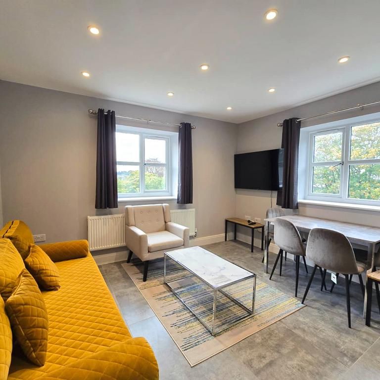 2 bedroom flat to rent - Photo 1