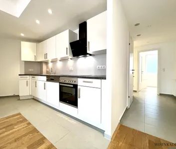 Charmante, frisch renovierte 3-Zimmerwohnung in ruhiger Lage nahe dem Karmelitermarkt - Foto 2