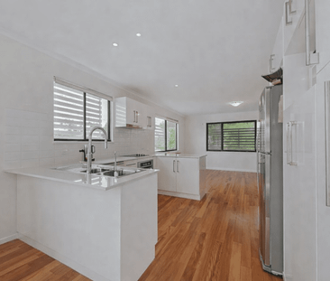 Modern Two-Level Townhouse Just 5km to the CBD - Photo 6