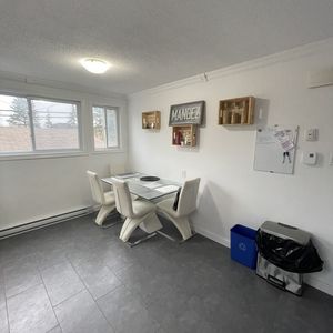 5 1/2 à Louer Près De Tout! - Photo 3