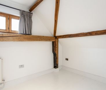 2 bedroom barn to rent - Photo 2