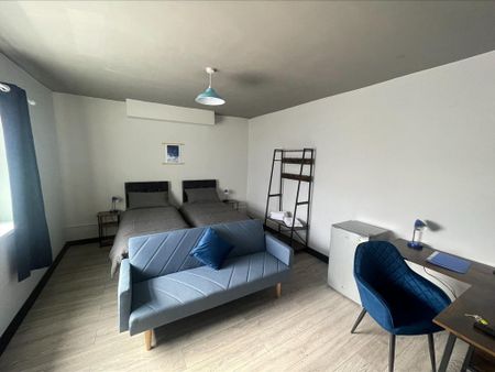 4 bedroom terraced house to rent - Photo 5
