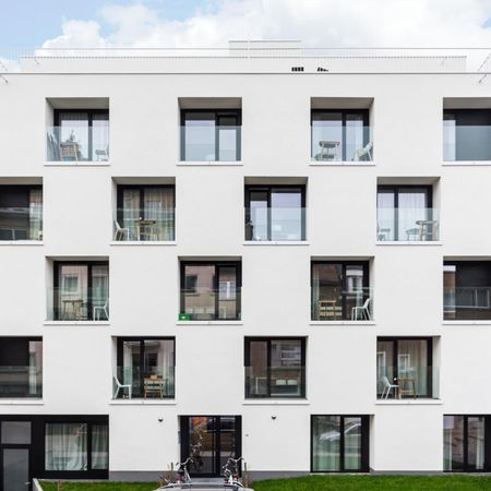 Modern student room with terrace in Residence SPIRITUS - Leuven - Foto 3