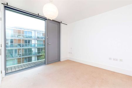 Southstand Apartments, Highbury Stadium Square, London, N5 1FD - Photo 5