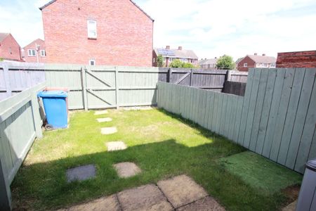 3 bedroom property to rent - Photo 2