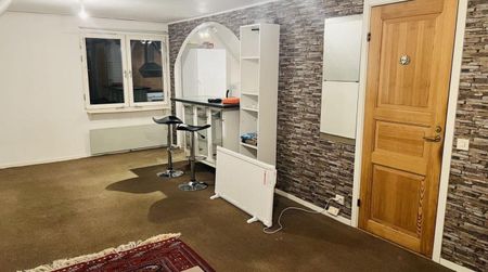 Tårpilsgränd, Hässelby - Photo 3