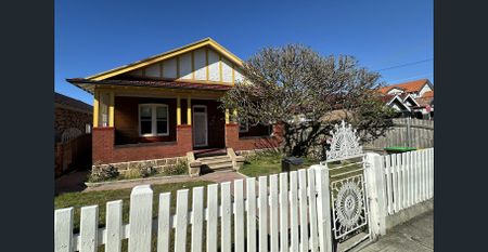 Classic Federation Home in a Peaceful Location - Photo 2