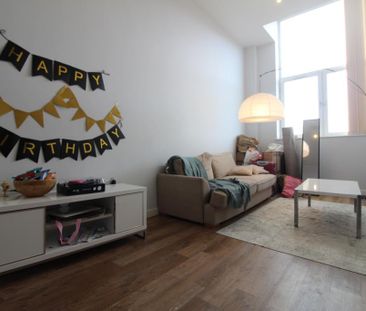 2 bedroom apartment to rent - Photo 3