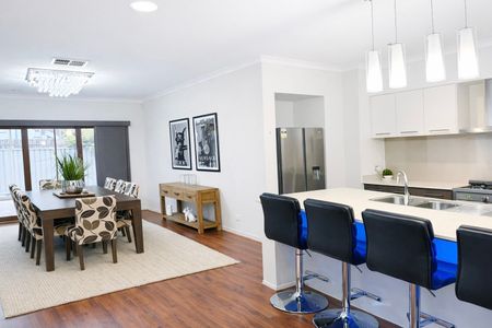 Caroline Springs - Photo 4