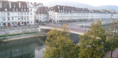 À louer / Appartement F2 / BESANCON CENTRE VILLE 8 rue Battant - Photo 2