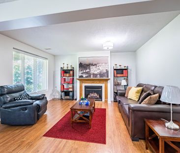 For Lease - 678 Salzburg Drive, Waterloo, Ontario - Photo 3