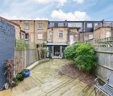 3 bedroom terraced house to rent - Photo 3