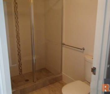 Ashby Apartment - Photo 3