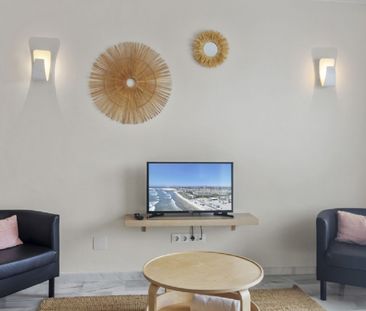 2 Bedroom Apartment For Rent in Estepona, Málaga - Photo 1