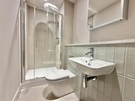 Kemps Corner, Wilbraham Road, Chorlton - Photo 2