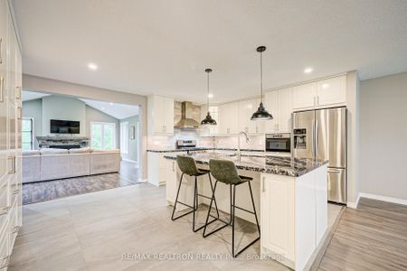 For Lease - 1147 Belle Aire Beach Road Unit# UPPER FL, Innisfil, Ontario - Photo 3
