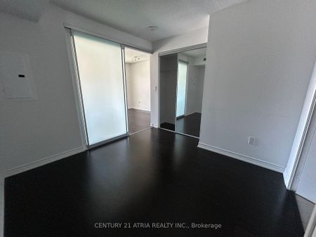 For Lease - 386 Yonge Street Unit# 1019, Toronto, Ontario - Photo 4