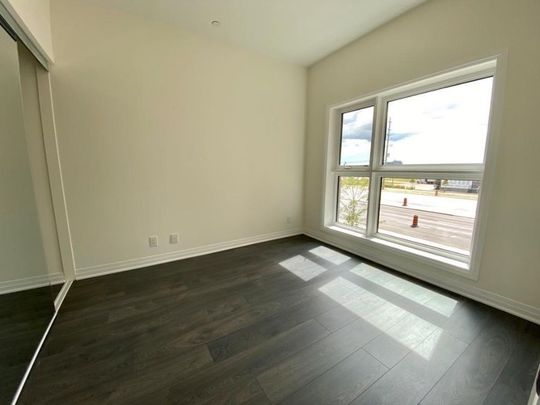 For Lease - 128 Grovewood Common Unit# 214, Oakville, Ontario - Photo 1