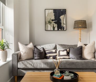Casa, North Valley, Nottingham, NG7 - Photo 1