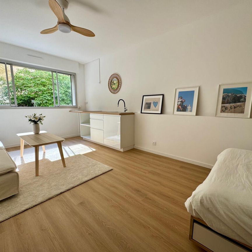 Location appartement Marseille 7ème (13007) - Photo 1