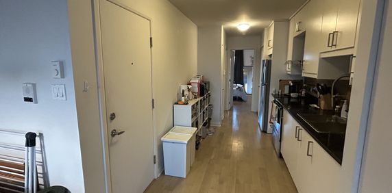 Appartement à Loué 3 1/2'' - Photo 2