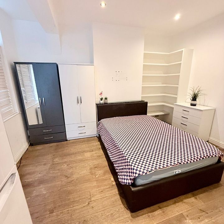 Room in a Shared House, Romeyn Road, SW16 - Photo 1