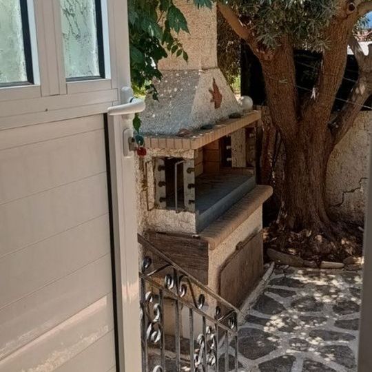Μονοκατοικία για ενοικίαση Κέντρο (Αρτέμιδα (Λούτσα)) - Photo 1