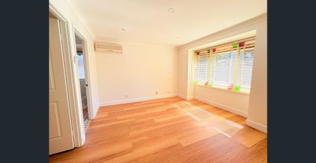 Huge Home with Swimming Pool! - Photo 3