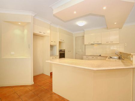 4 Leopard Tree Place, Molendinar - Photo 4