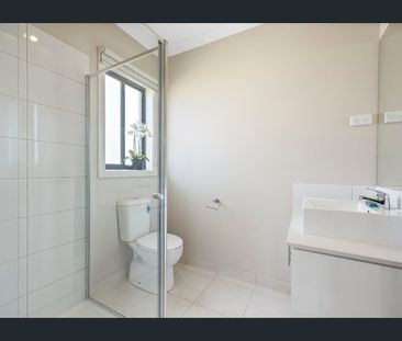 Conveniently located in the heart of Delacombe! - Photo 6