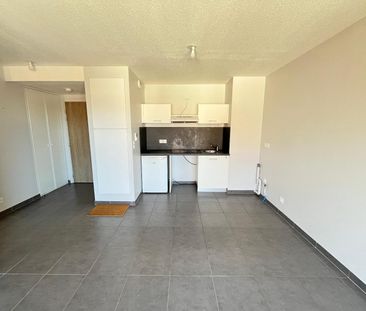 Location Appartement 2 pièces 37m² ALBI 81000 - Photo 3