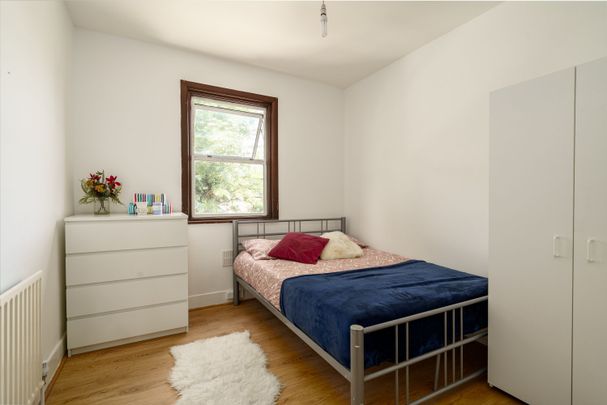 🏡 Beautiful Victorian house in the heart of Haringey Green Lanes!! 🏡 - Photo 1