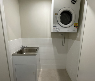 Spacious 2-Bedroom Apartment in Prime Carlingford Location - Photo 1