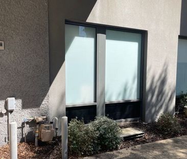 3/2-4 Old Heidelberg Road, Alphington - Photo 1