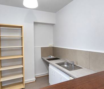 Location Appartement 3 pièces 77m² LILLE 59000 - Photo 6
