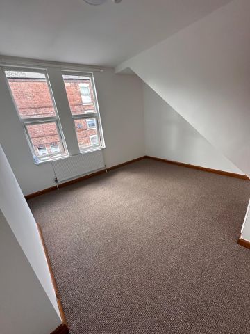 3 Bed Terraced House, Palin Street, NG7 - Photo 3
