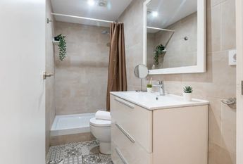 Carrer de les Beates, Barcelona, Catalonia 08003